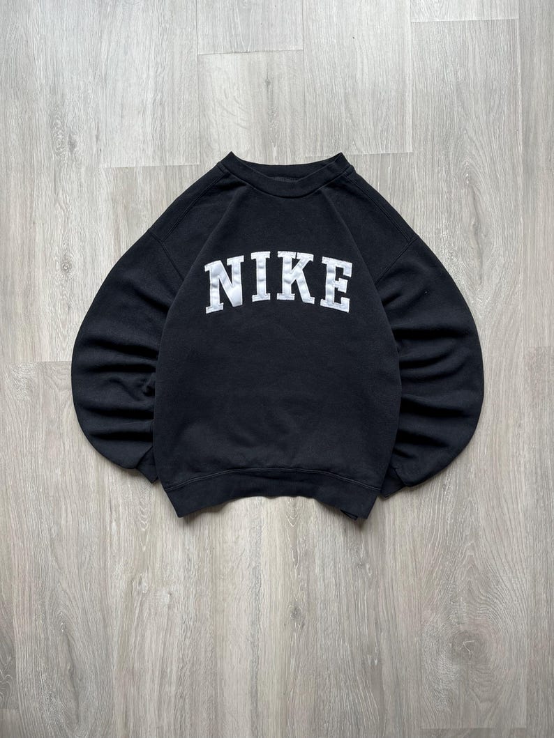 Printed Vintage Sweatshirt - Black